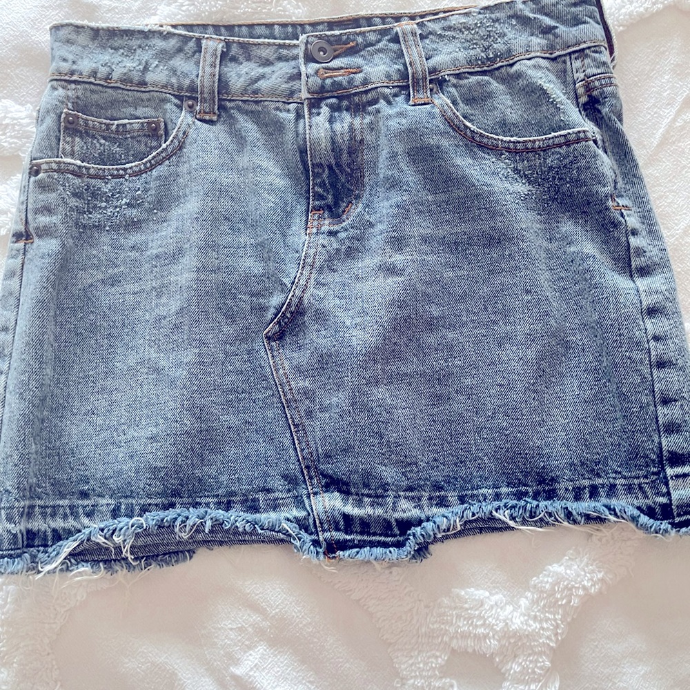 New never worn Apt 9 Jean skirt